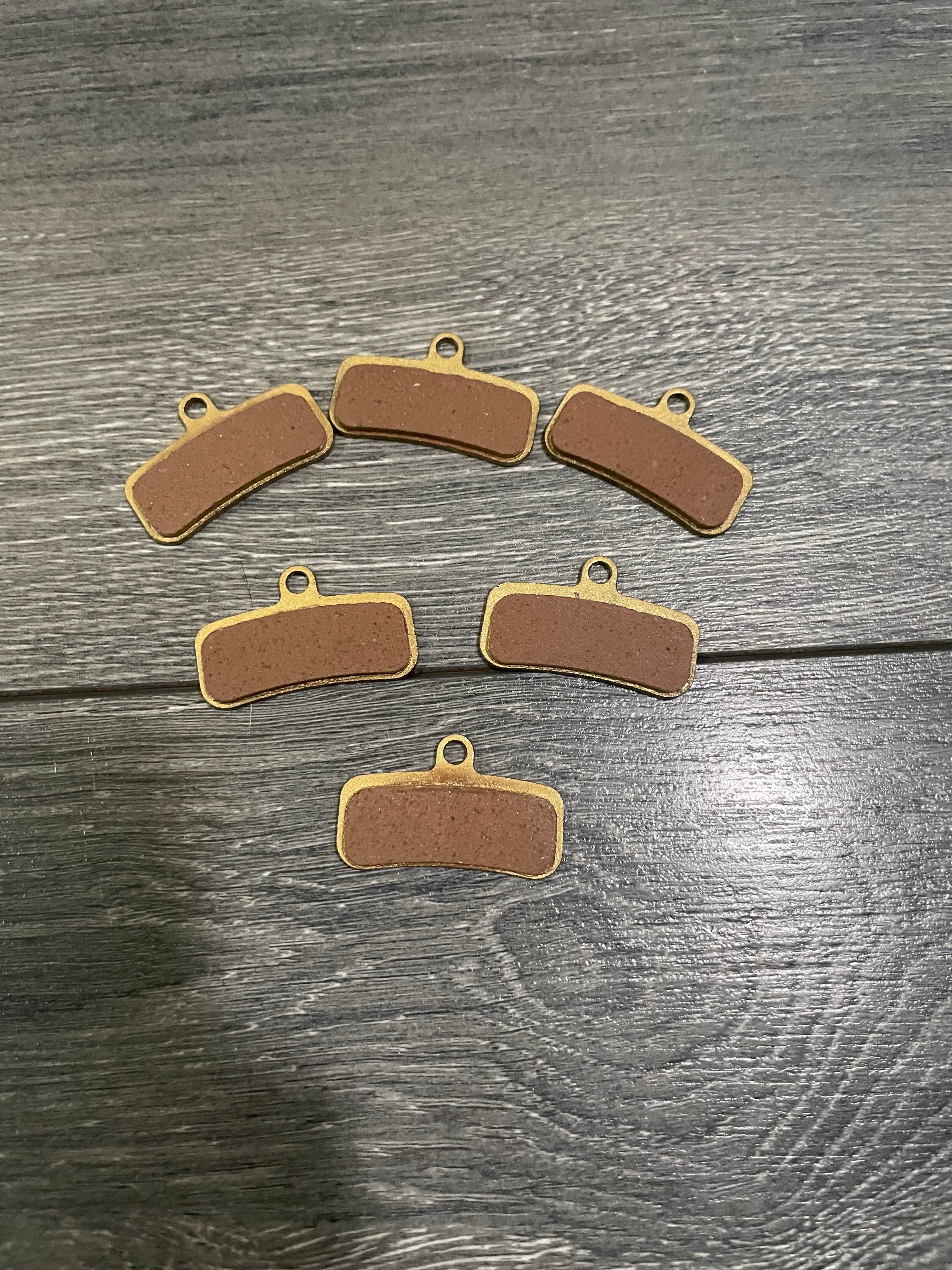 4 PISTON BRAKE PADS