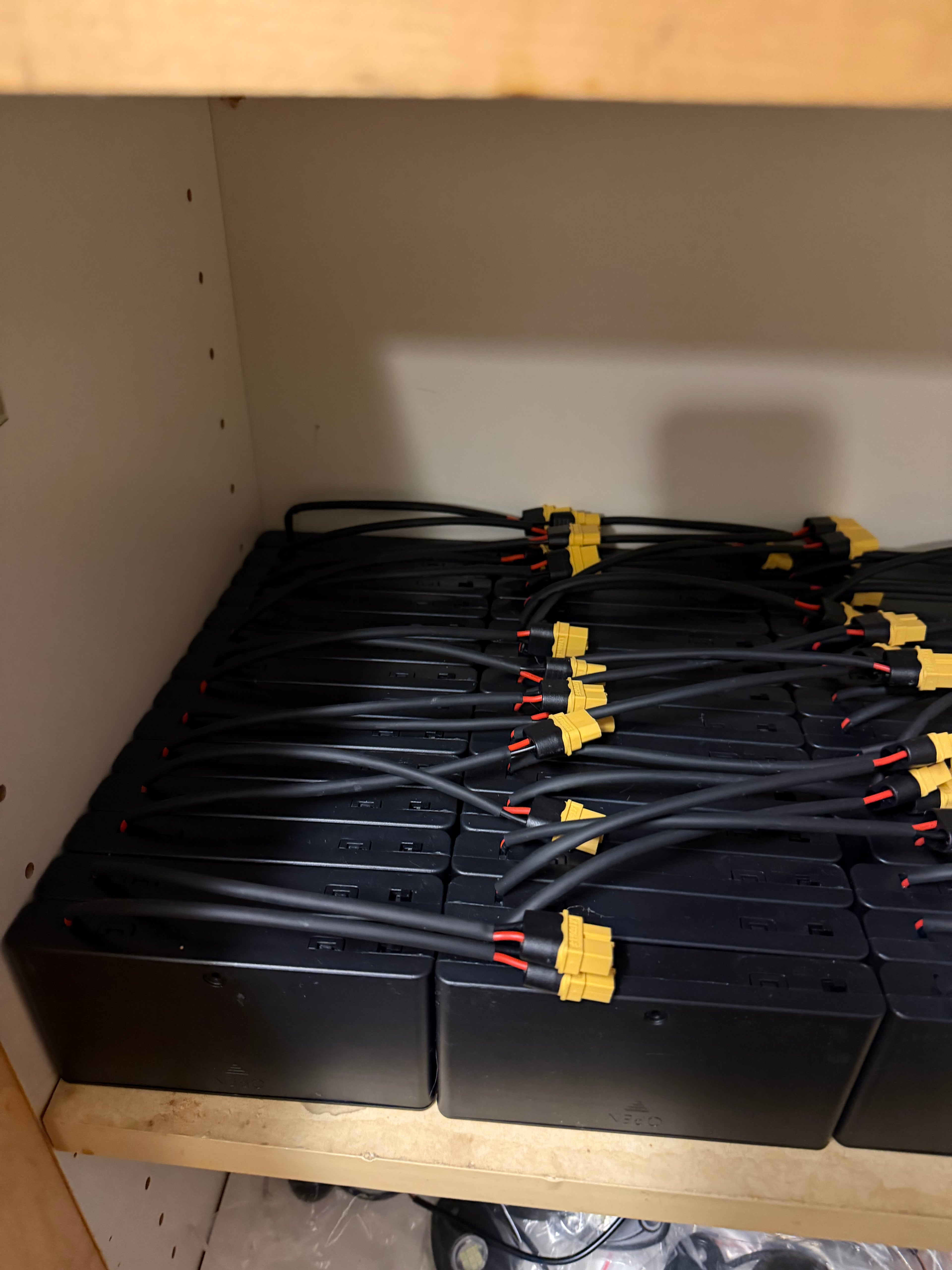 Factory battery powered rock lights