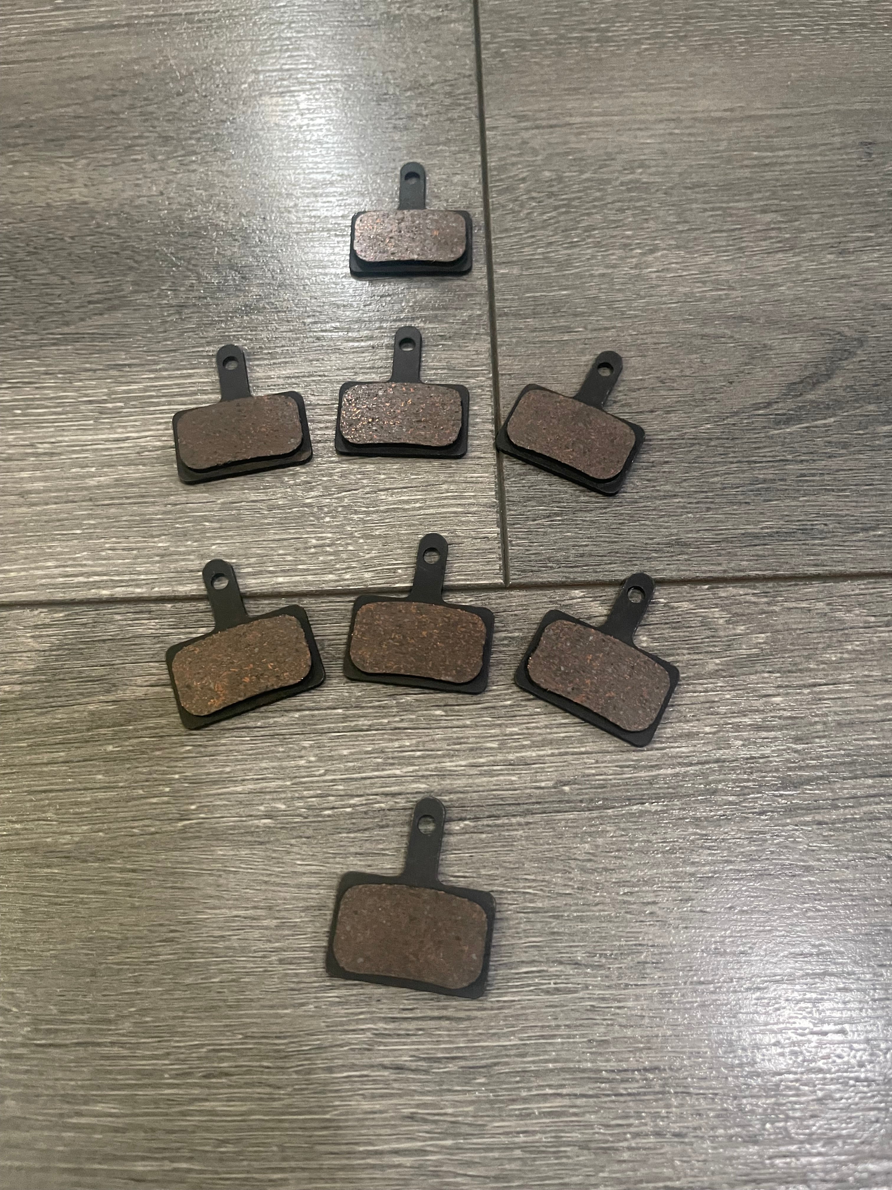 Two piston brake pads ￼