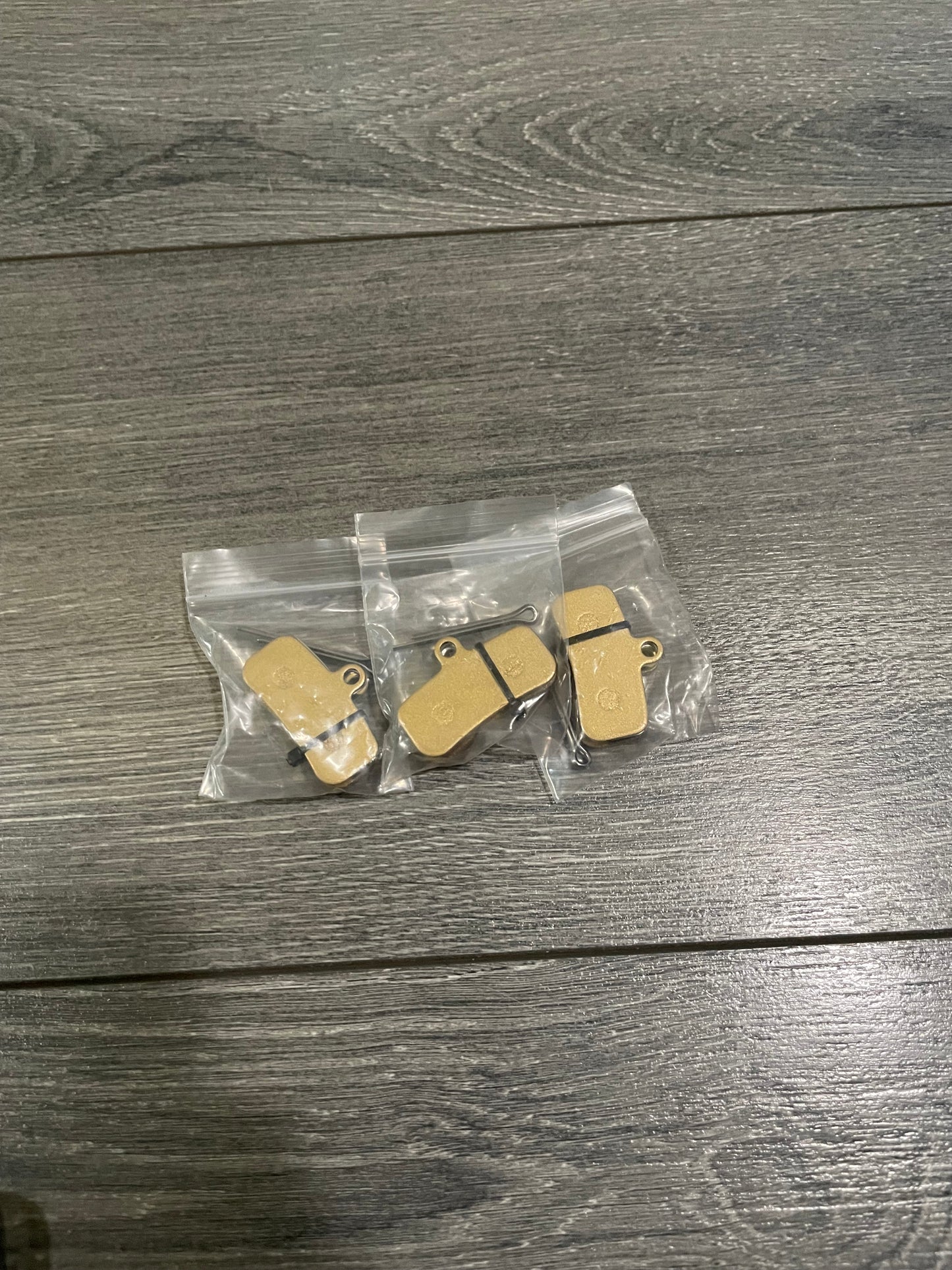 4 PISTON BRAKE PADS