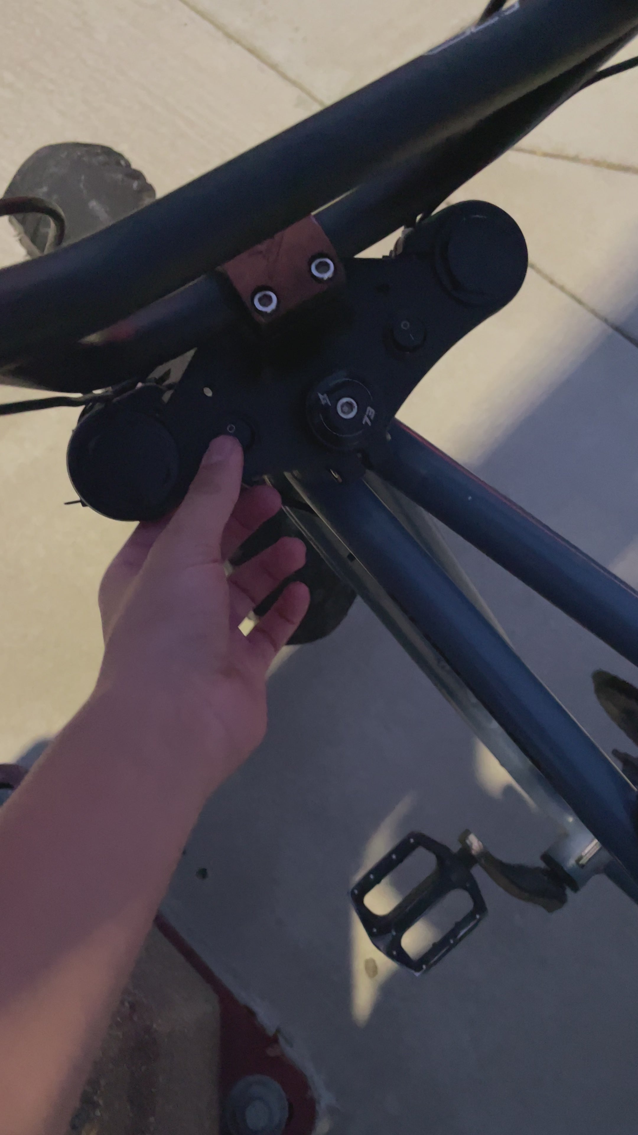 Hidden battery powered rock light switch